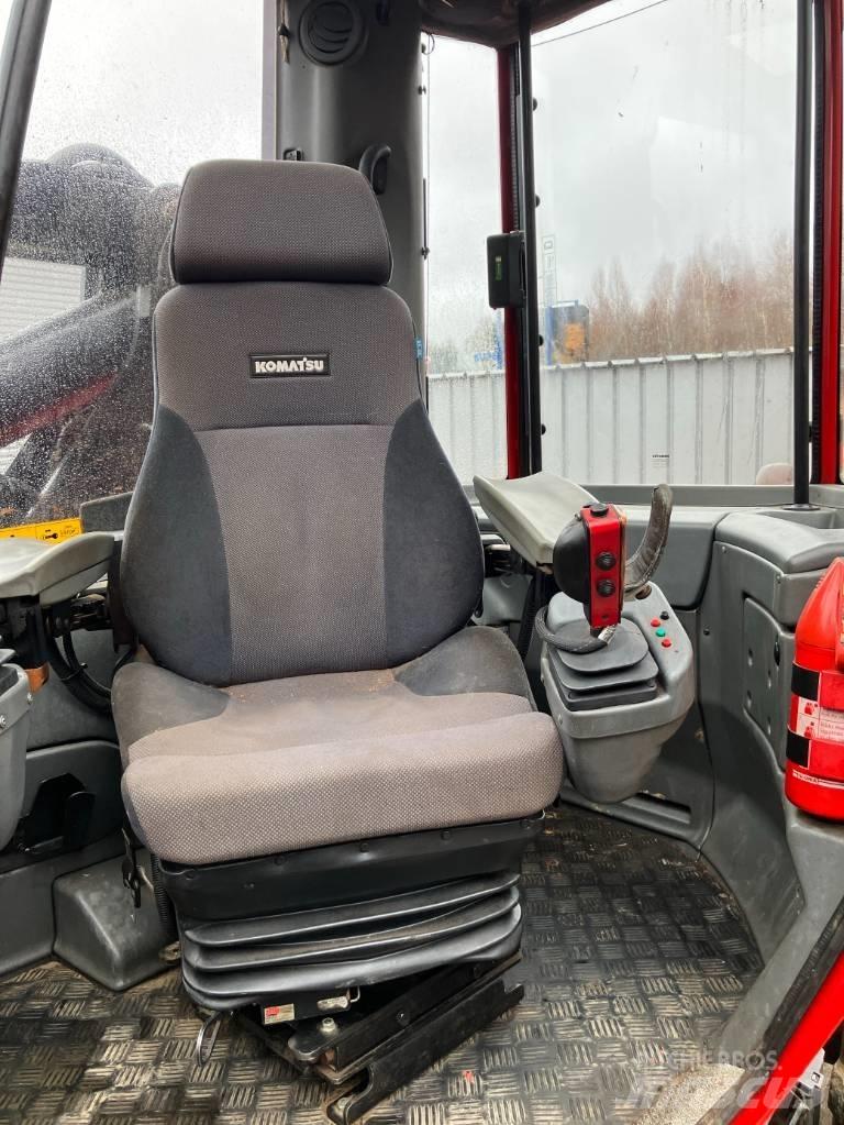 Komatsu 931.1 Biçerdöverler