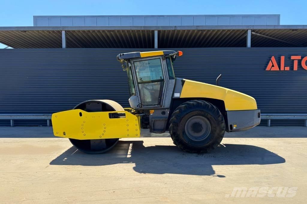 Dynapac CA3500D Tek tamburlu silindirler