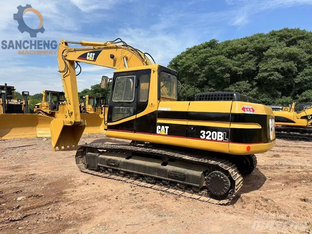 CAT 320 B Paletli ekskavatörler
