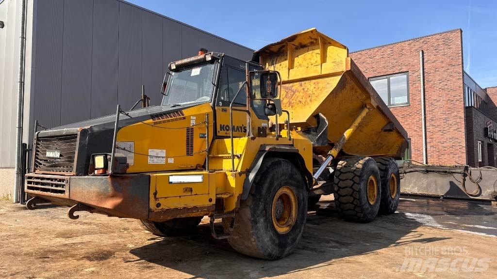 Komatsu HM 400-2 Belden kirma kaya kamyonu