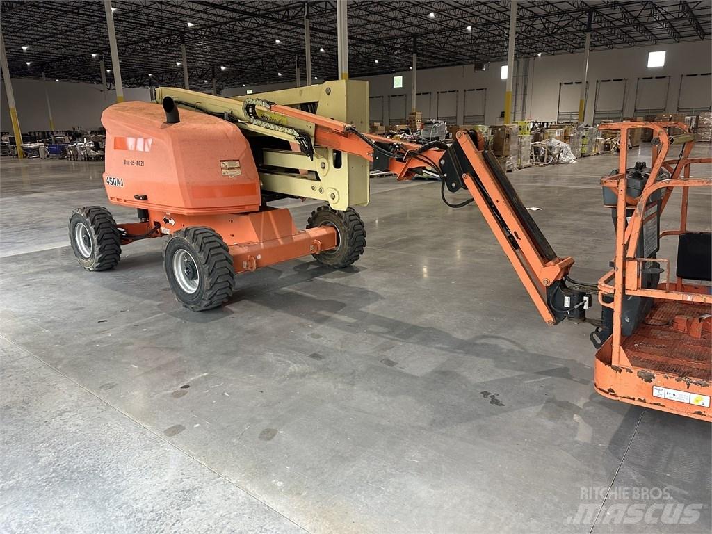 JLG 450 AJ Körüklü personel platformları