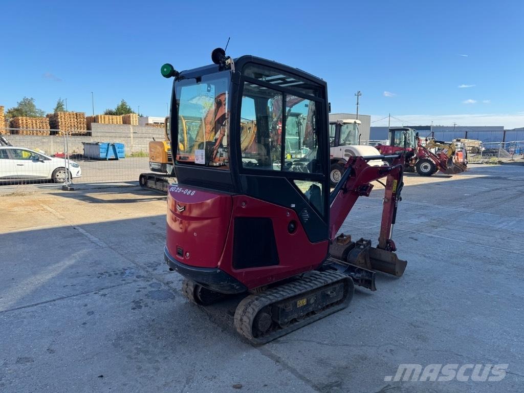 Yanmar SV15 (04261) Mini ekskavatörler, 7 tona dek