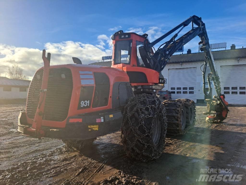 Komatsu 931 Biçerdöverler