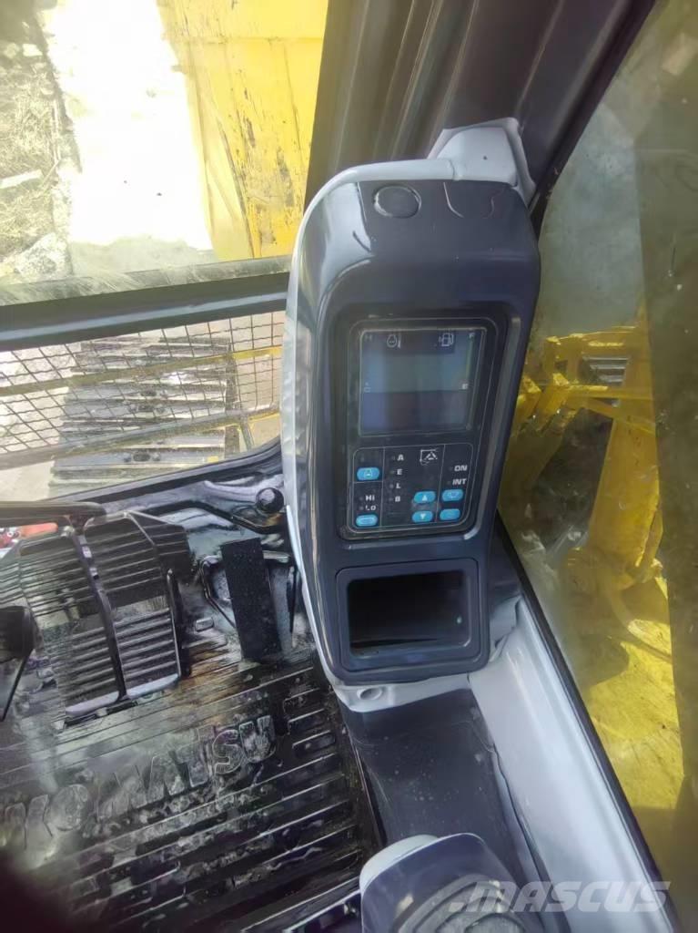 Komatsu PC 130 Paletli ekskavatörler