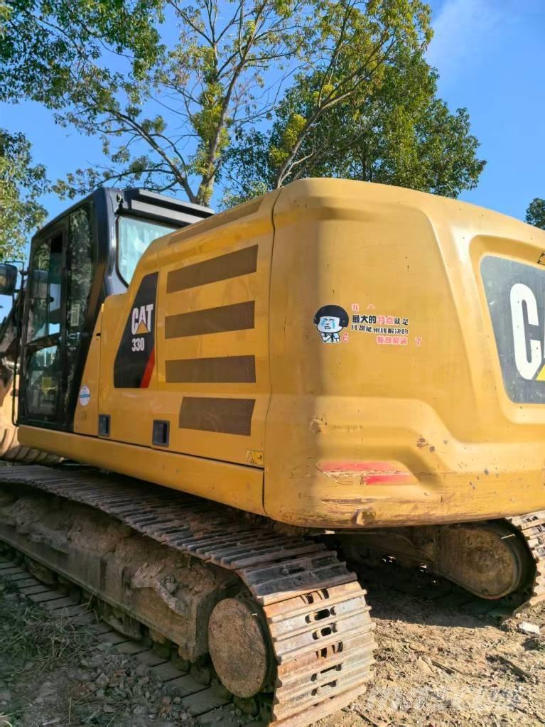 CAT 323 Paletli ekskavatörler