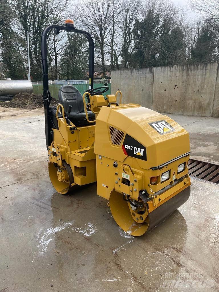 CAT CB 1.7 Çift tamburlu silindirler