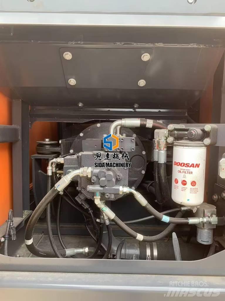 Develon DX 215 Midi ekskavatörler 7 - 12 t
