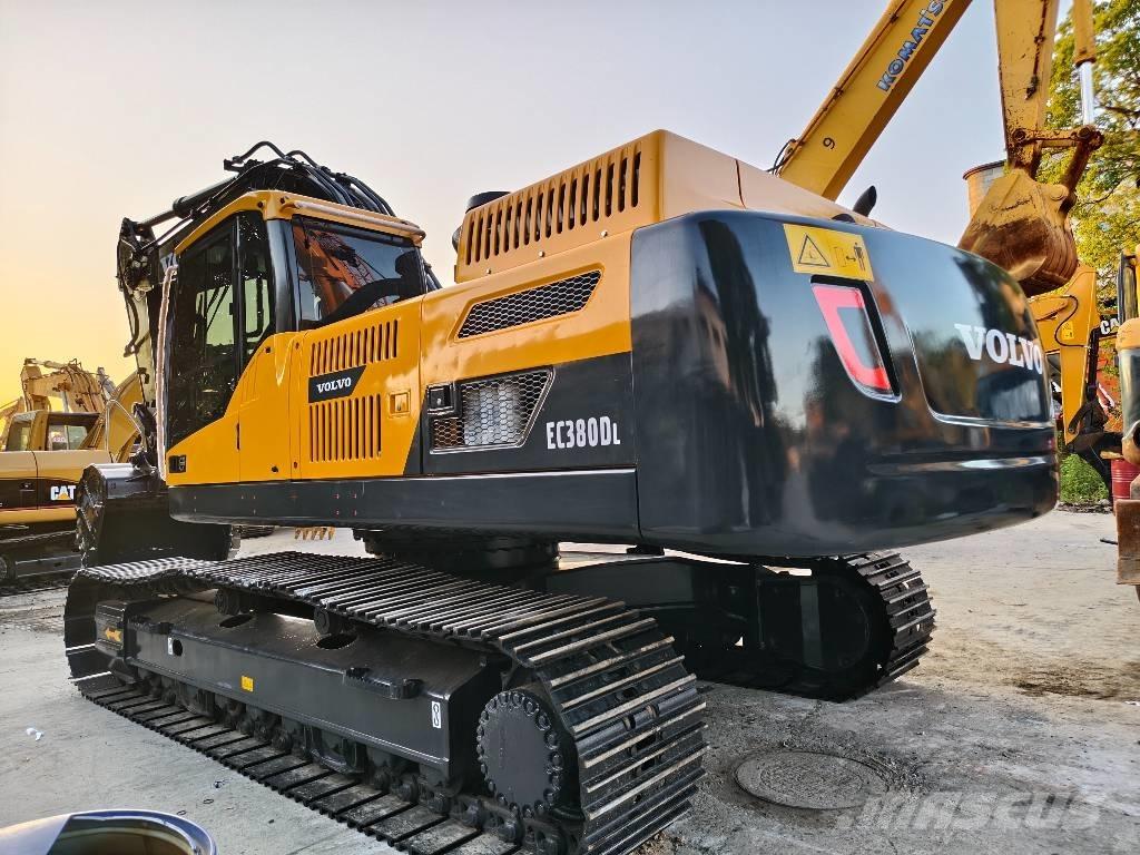 Volvo EC 380 D L Paletli ekskavatörler