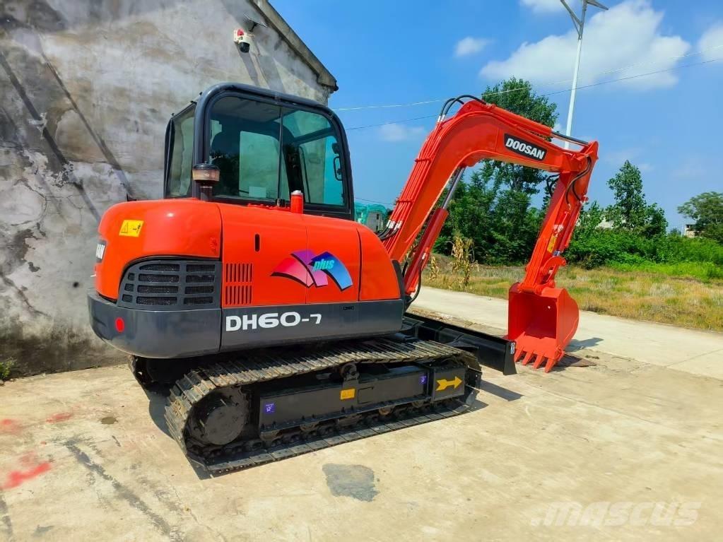 Doosan DH 60 Mini ekskavatörler, 7 tona dek