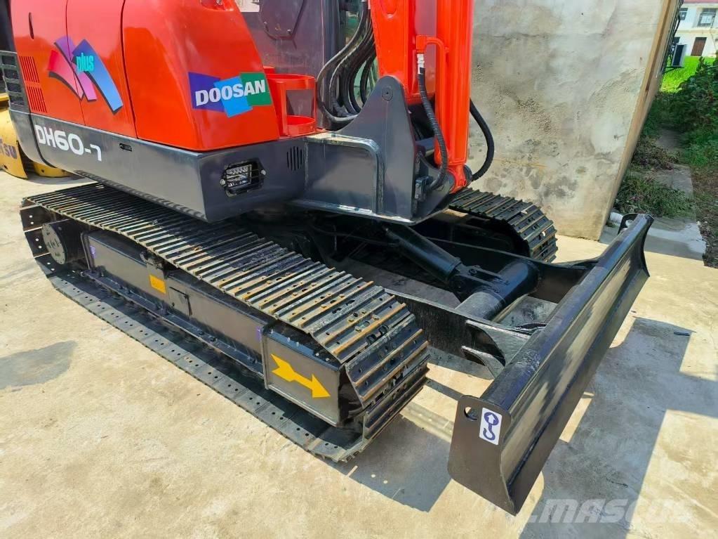 Doosan DH 60 Mini ekskavatörler, 7 tona dek