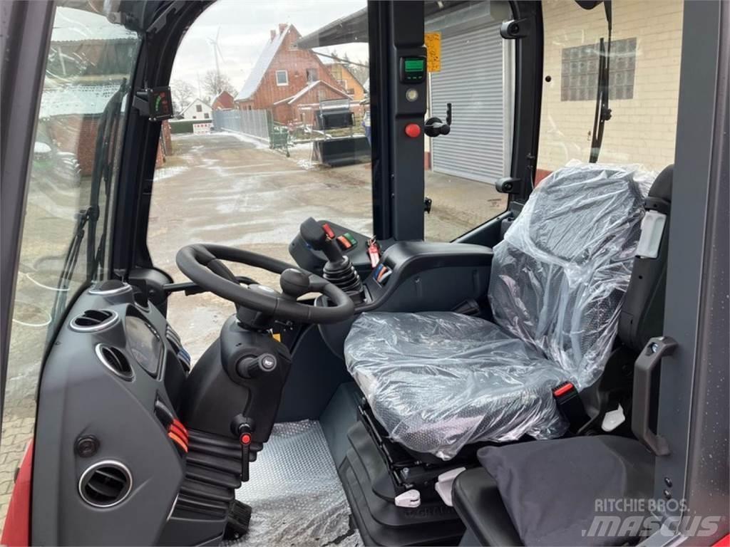 Schäffer 9640T Mini yükleyiciler