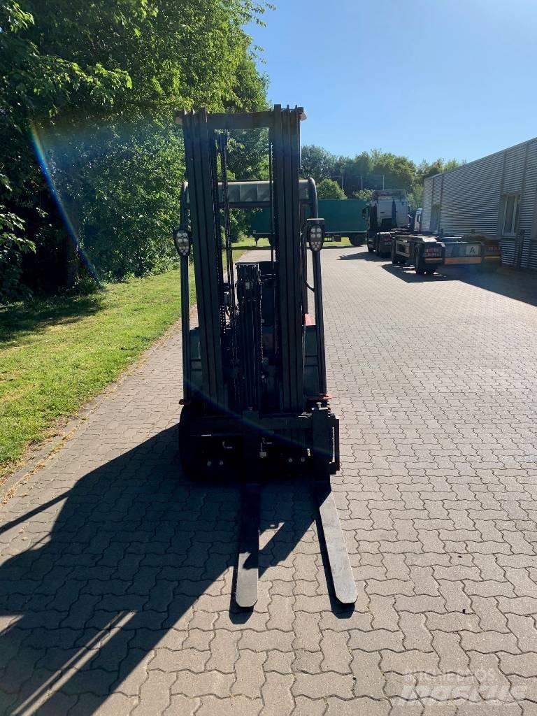 Manitou ME318 Elektrikli forkliftler