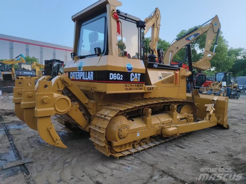CAT D6G2 Paletli ekskavatörler