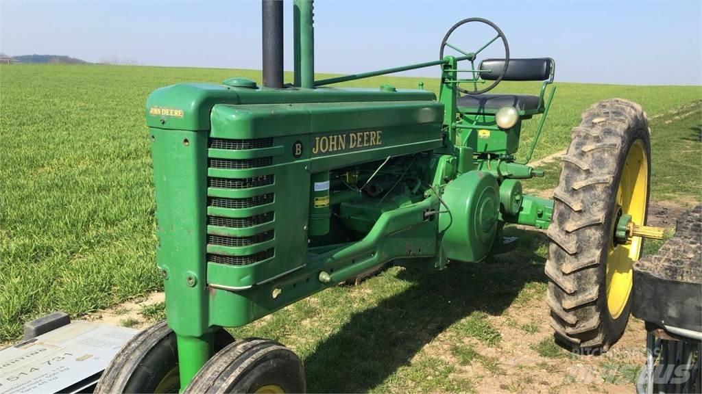 John Deere Model B Traktörler