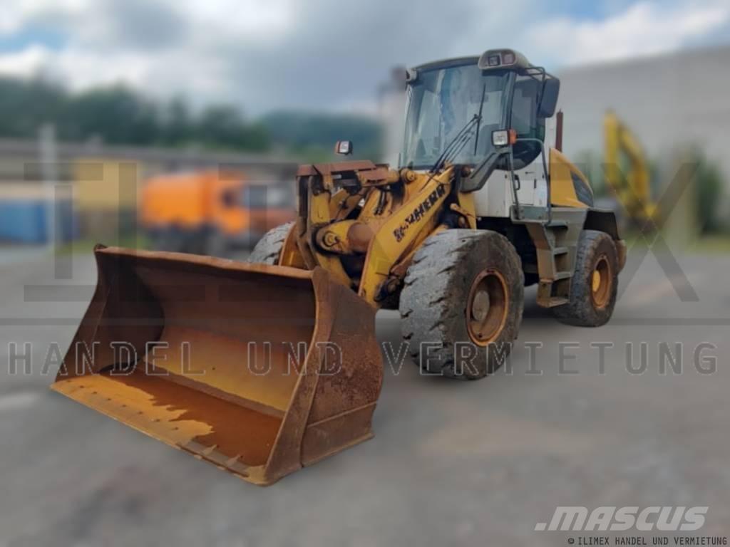 Liebherr L 524 Tekerlekli yükleyiciler
