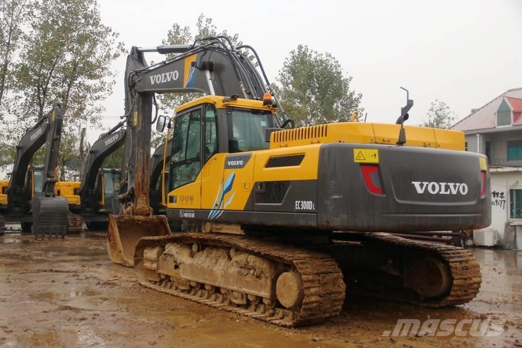Volvo EC 300 Paletli ekskavatörler