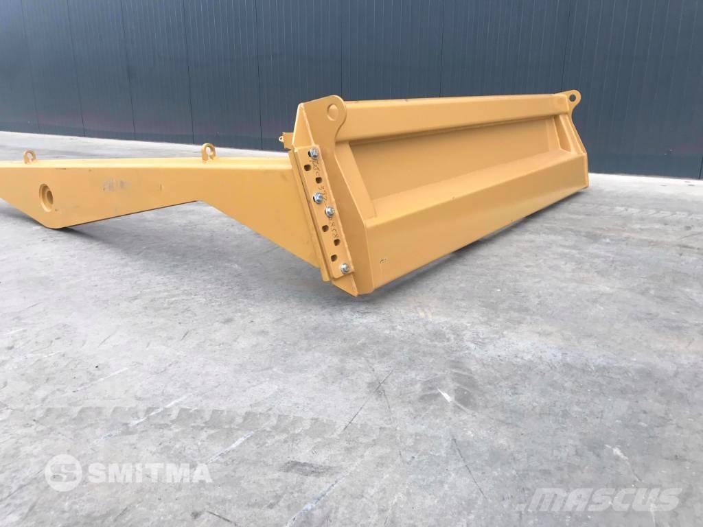 CAT 725C Arka kapaklar