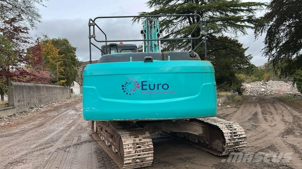Kobelco SK210LC-10 Paletli ekskavatörler