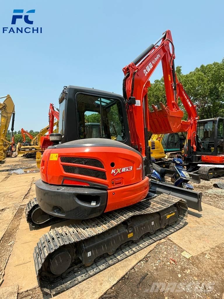 Kubota 163 Paletli ekskavatörler