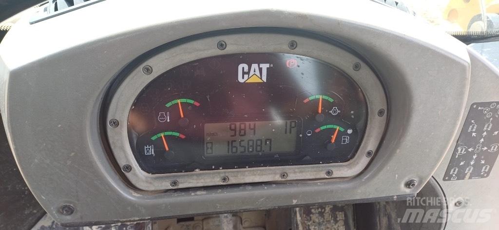 CAT 963 D Paletli yükleyiciler