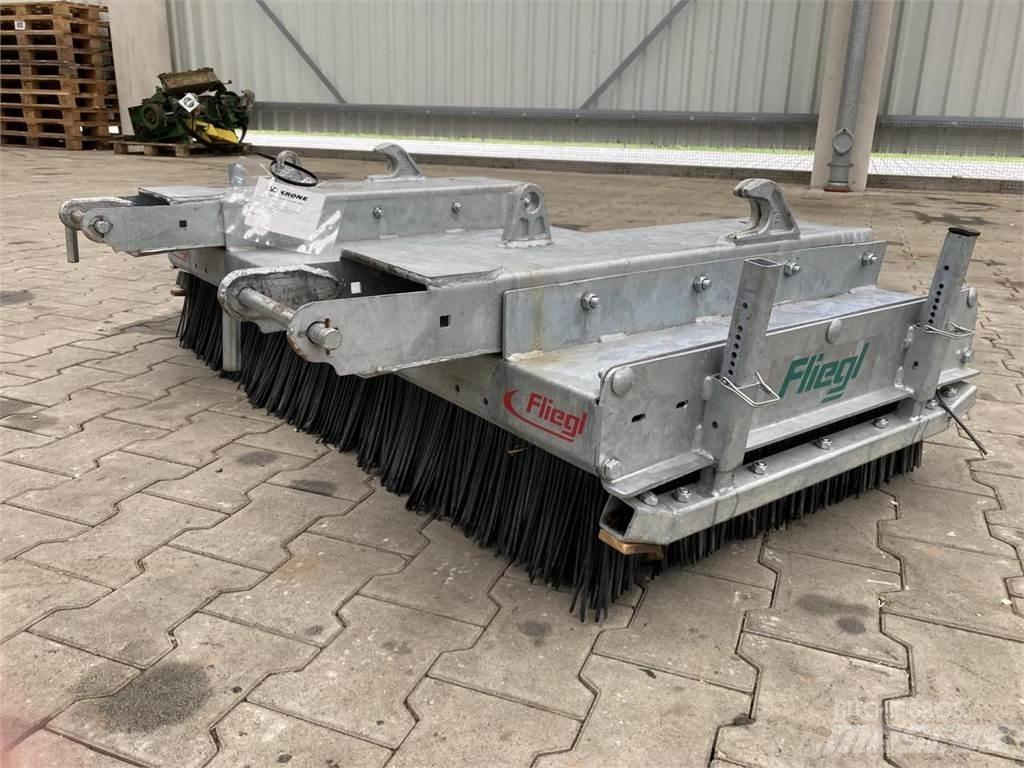 Fliegl Löwe 1,50m Cadde süpürücüler