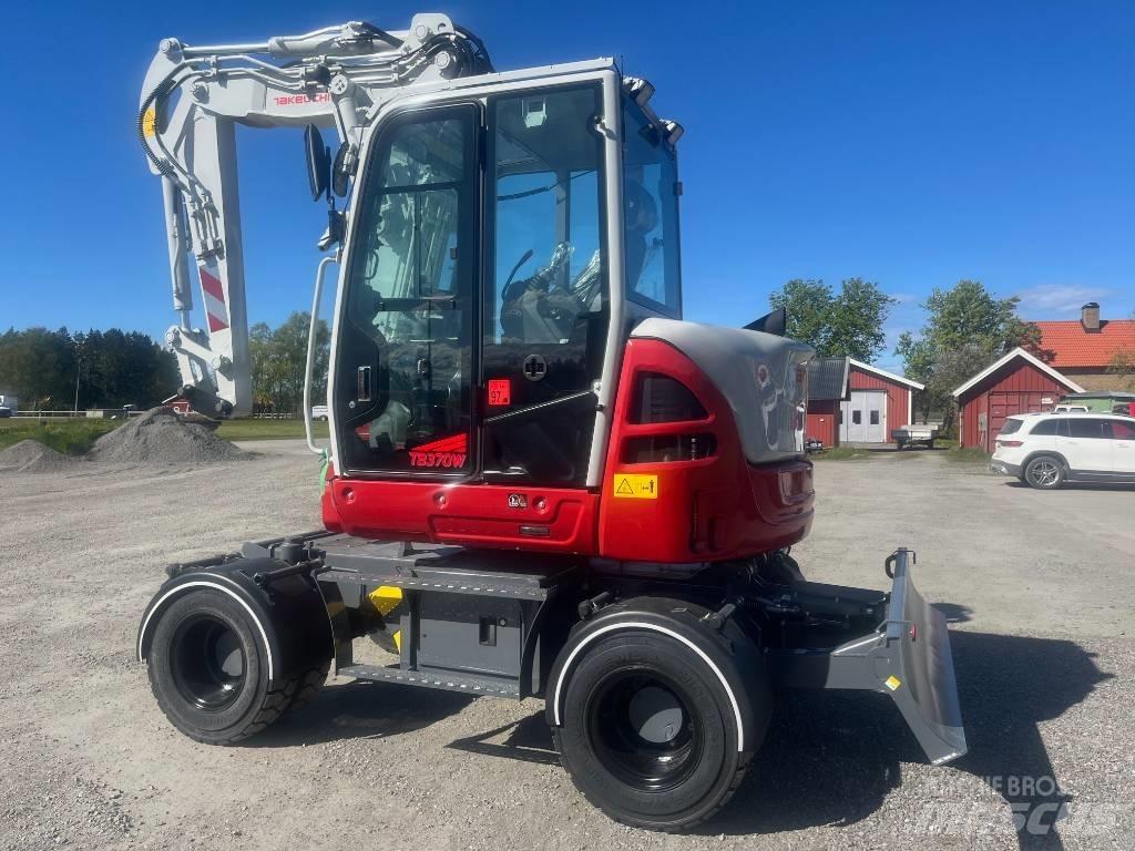 Takeuchi TB 370 W Lastik tekerli ekskavatörler