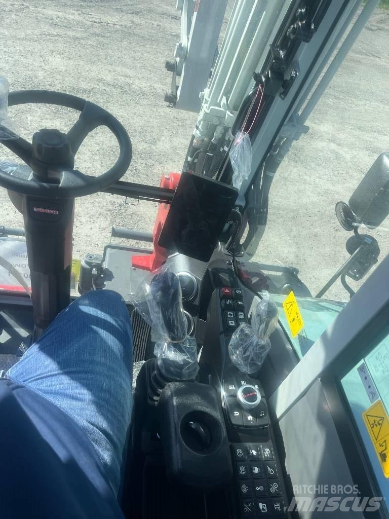 Takeuchi TB 370 W Lastik tekerli ekskavatörler