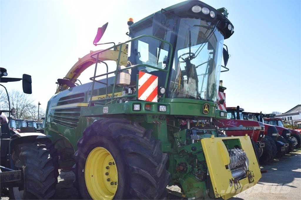 John Deere 7250 i Kendi yürür silaj makinalari