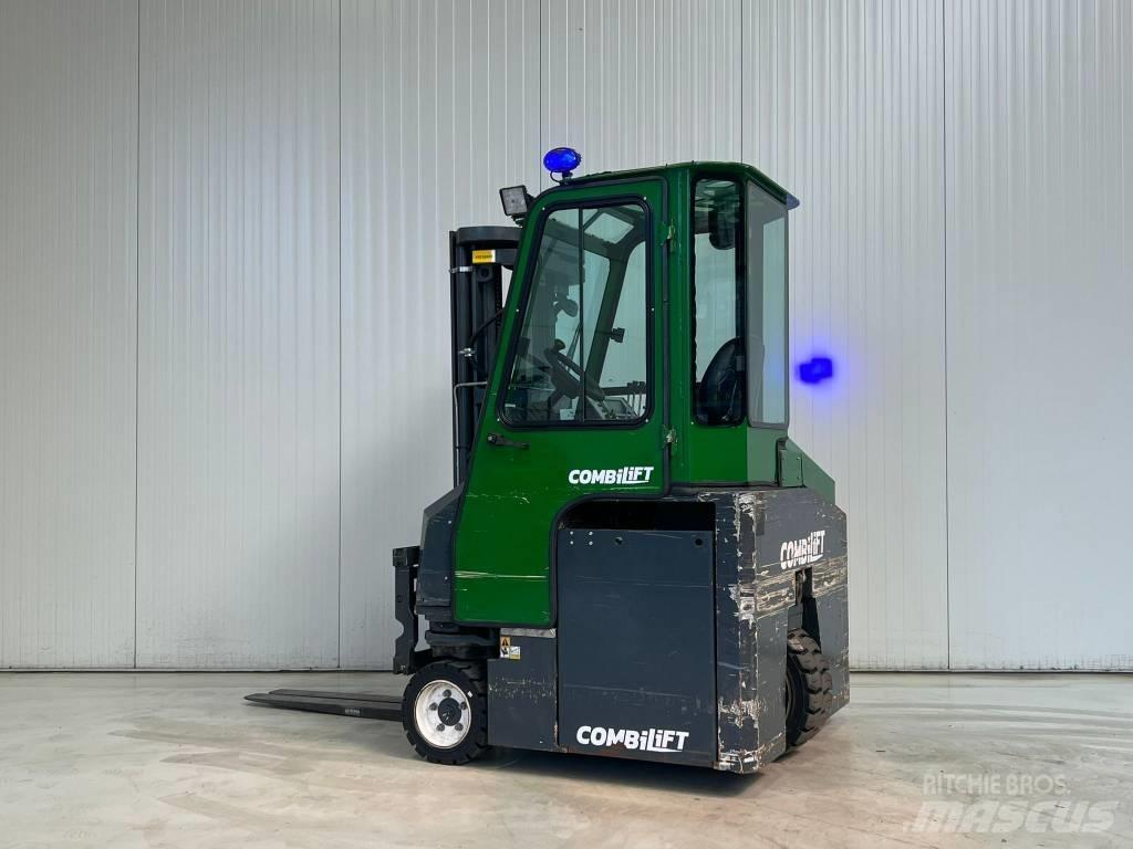 Combilift CBE2500 4 yönlü reach truck