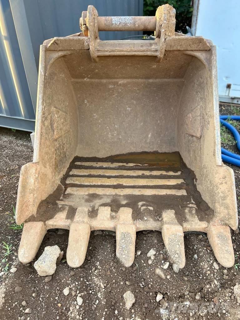Volvo EC 290 B LC Paletli ekskavatörler