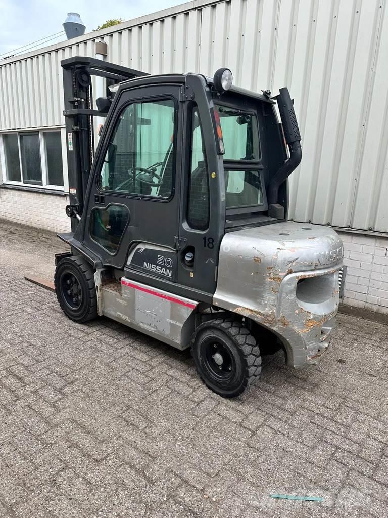 Nissan FDG02E7 Diger