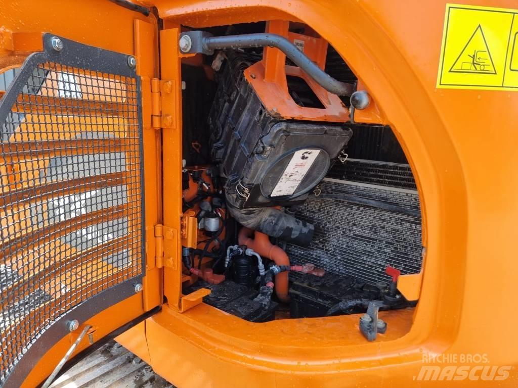 Doosan DX 140 LC-3 Paletli ekskavatörler