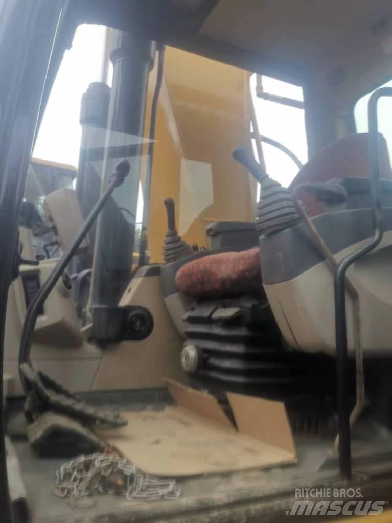 CAT 325 DL Paletli ekskavatörler