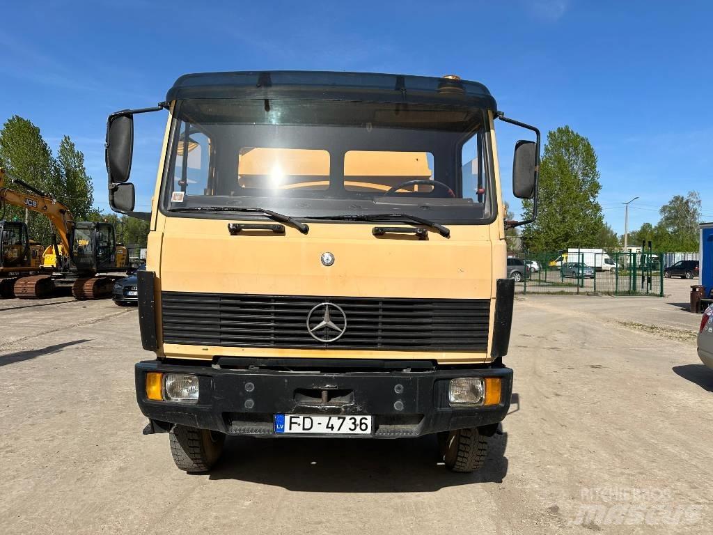 Mercedes-Benz 1317 Tankerli kamyonlar