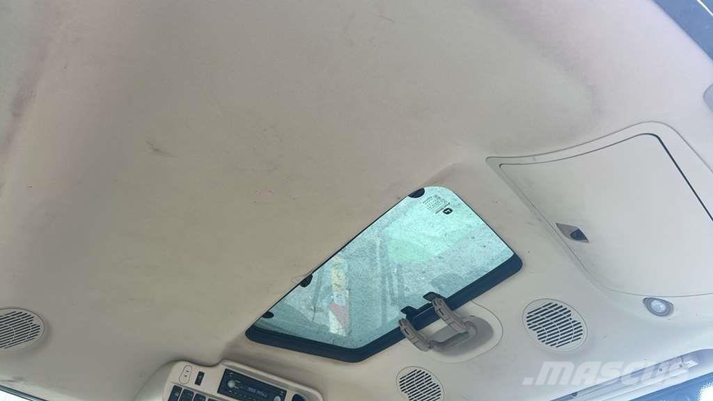 John Deere 6215R Traktörler