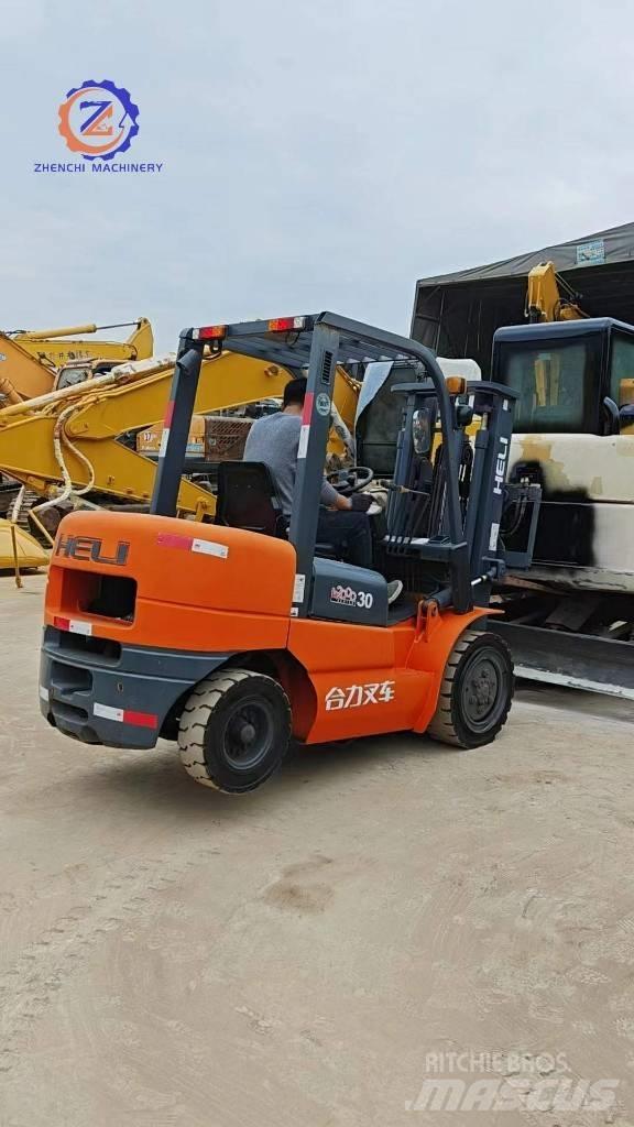 Heli CPCD 30 Dizel forkliftler