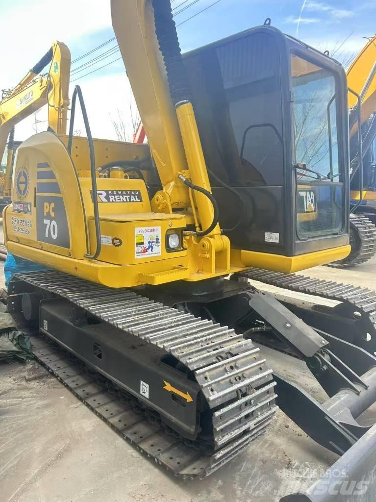 Komatsu PC 70 Paletli ekskavatörler