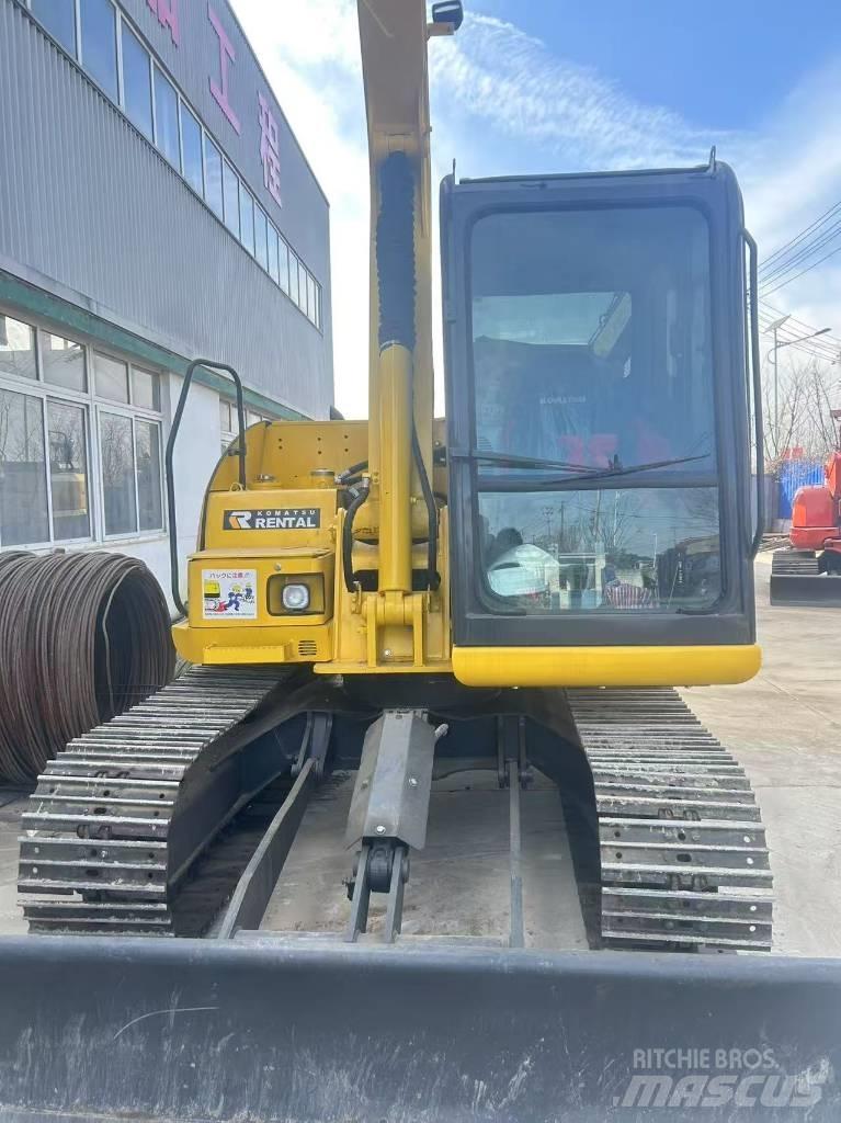 Komatsu PC 70 Paletli ekskavatörler