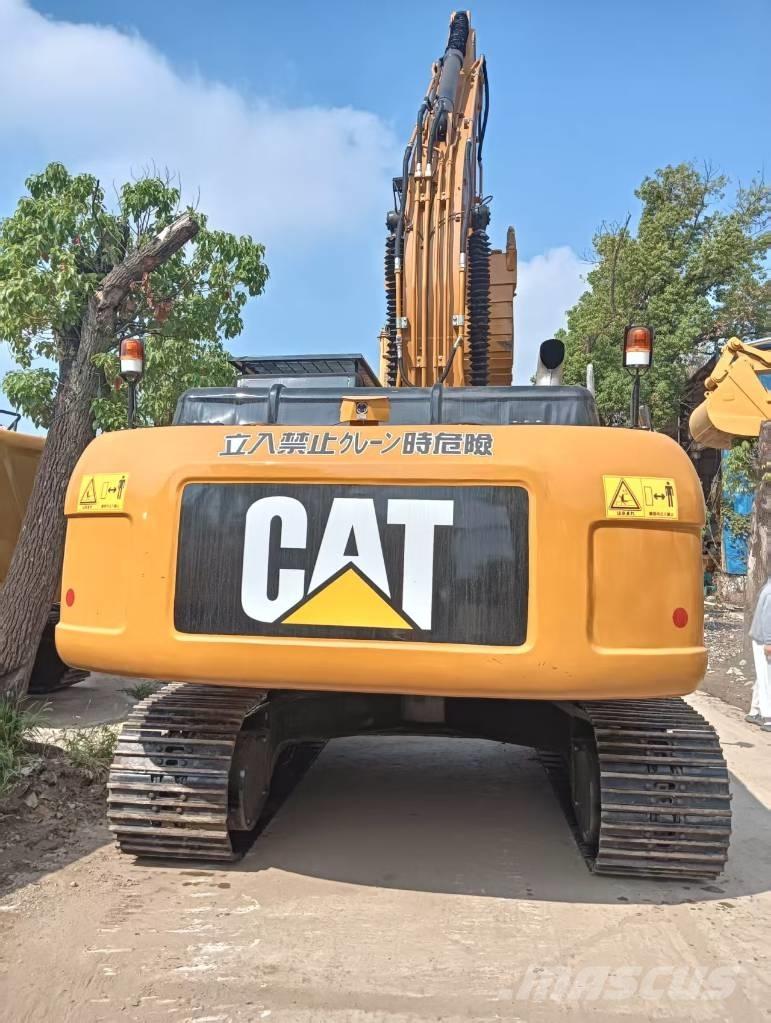 CAT 330 D2L Paletli ekskavatörler