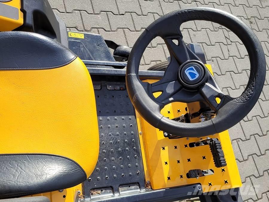 Cub Cadet ZX3 122 Mobil çim biçme makineleri