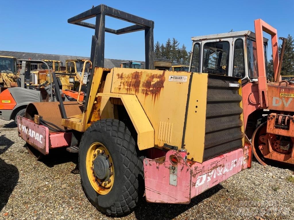 Dynapac CA151D Tek tamburlu silindirler