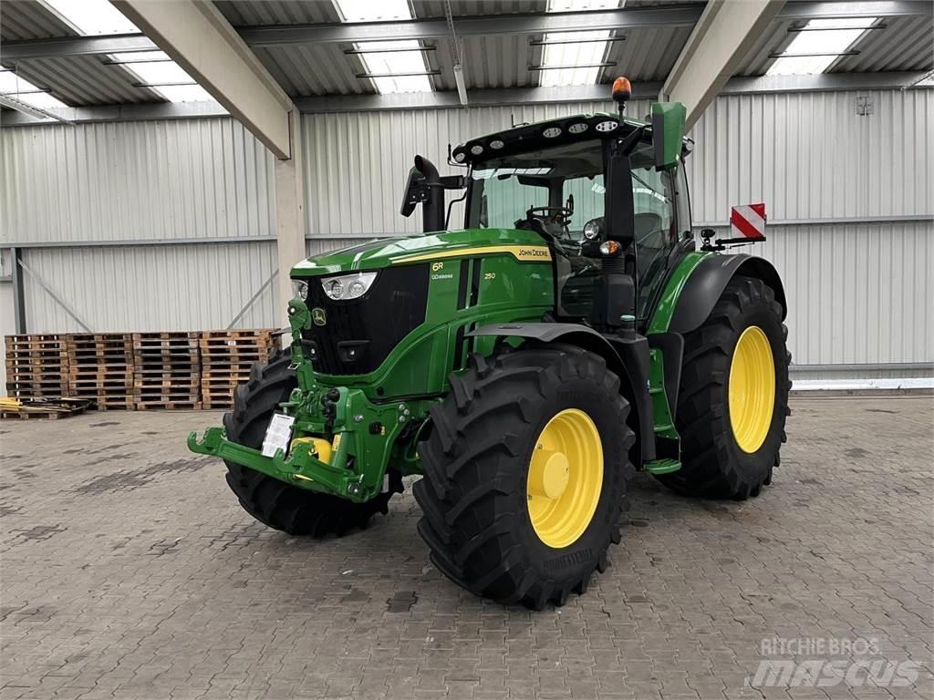 John Deere 6R 250 Traktörler
