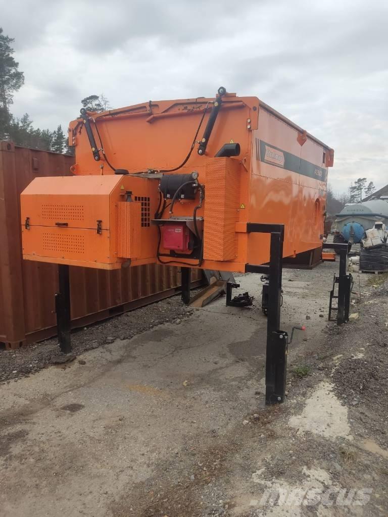Strassmayr AC 9000 E Asfalt tankerleri