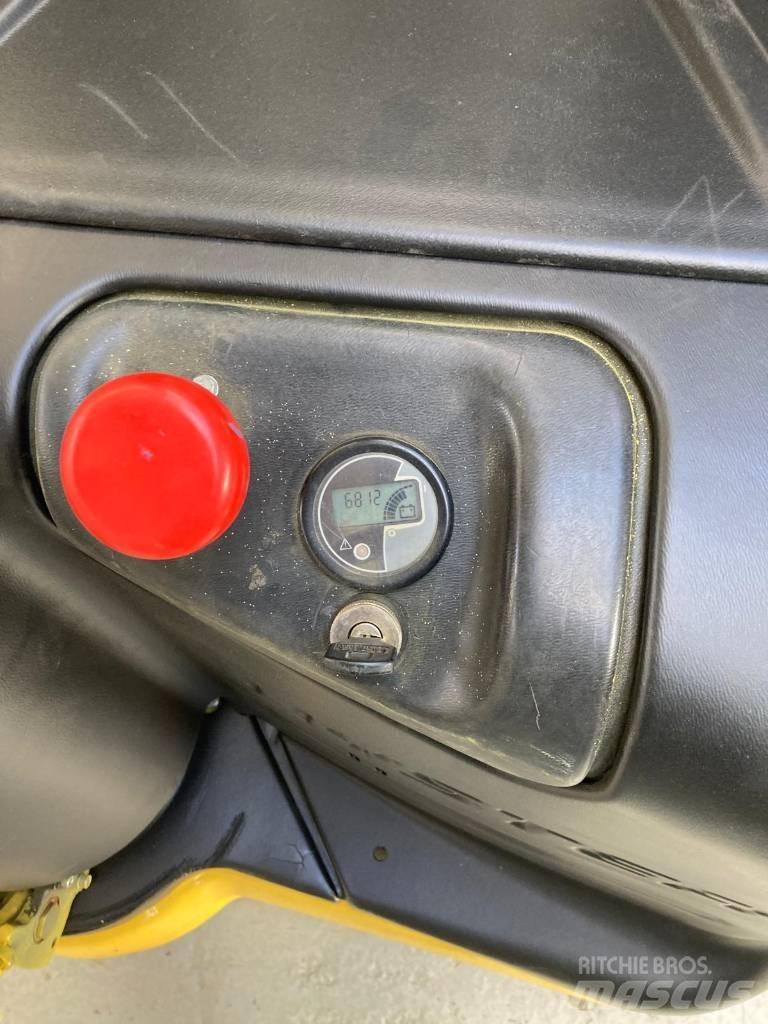 Hyster S 1.6 Yaya kumandali istif makinasi