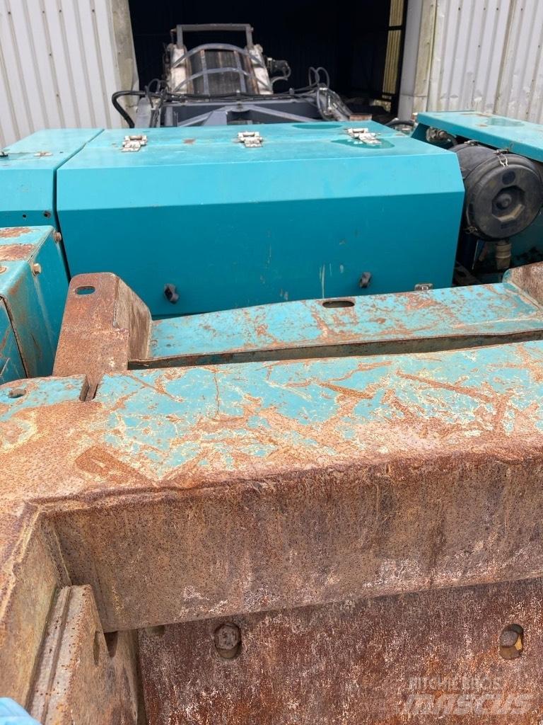PowerScreen PTR400 Gezer kırıcılar