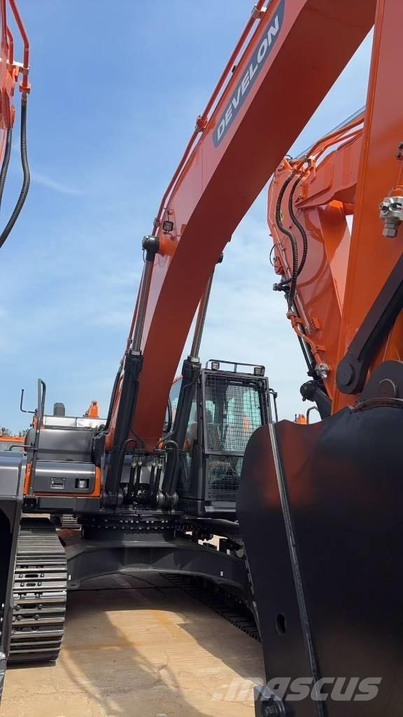 Develon DX 360LCA-7B Paletli ekskavatörler