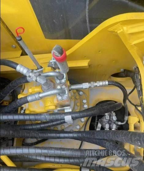 Komatsu 220-8K Paletli ekskavatörler