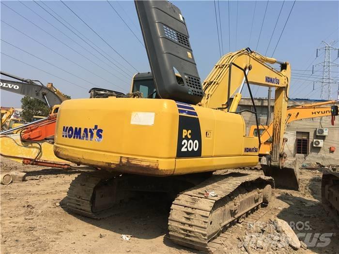 Komatsu PC 200-8 Paletli ekskavatörler