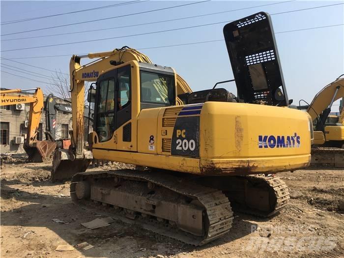 Komatsu PC 200-8 Paletli ekskavatörler