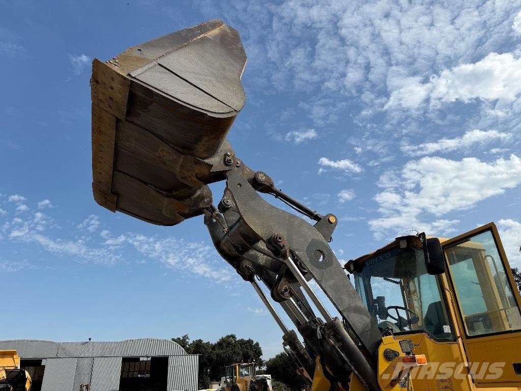 Volvo L 90 E Tekerlekli yükleyiciler